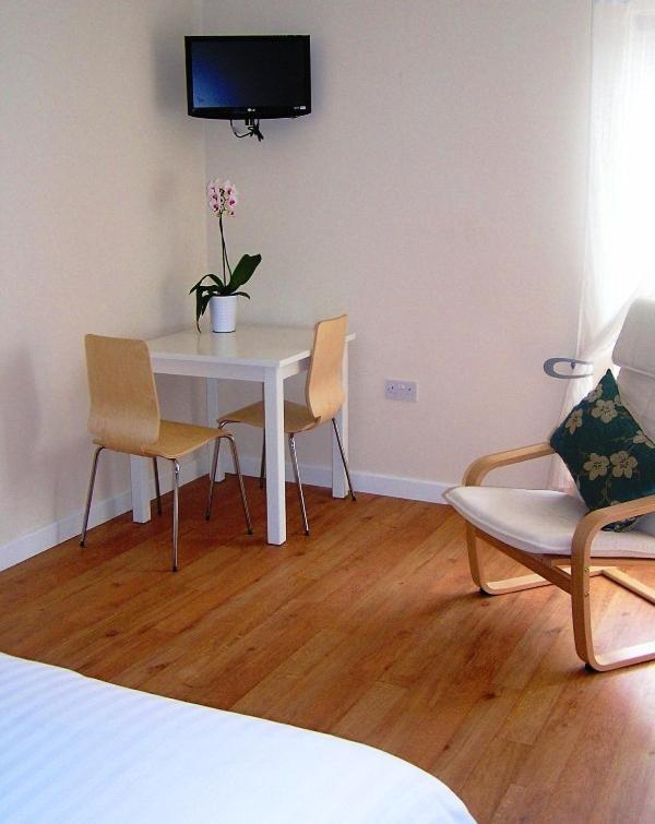 Elm Tree Farm Accommodation Μίλτον Κέινς Δωμάτιο φωτογραφία