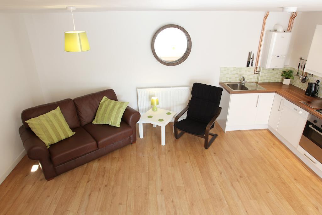 Elm Tree Farm Accommodation Μίλτον Κέινς Δωμάτιο φωτογραφία